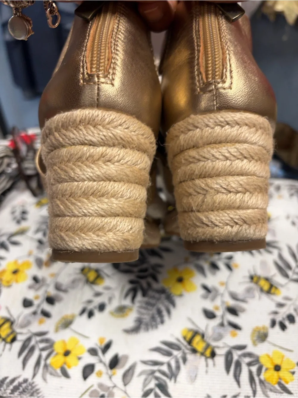 Patricia Nash Metallic Gold Espadrille Wedge Sandals UUK9P9